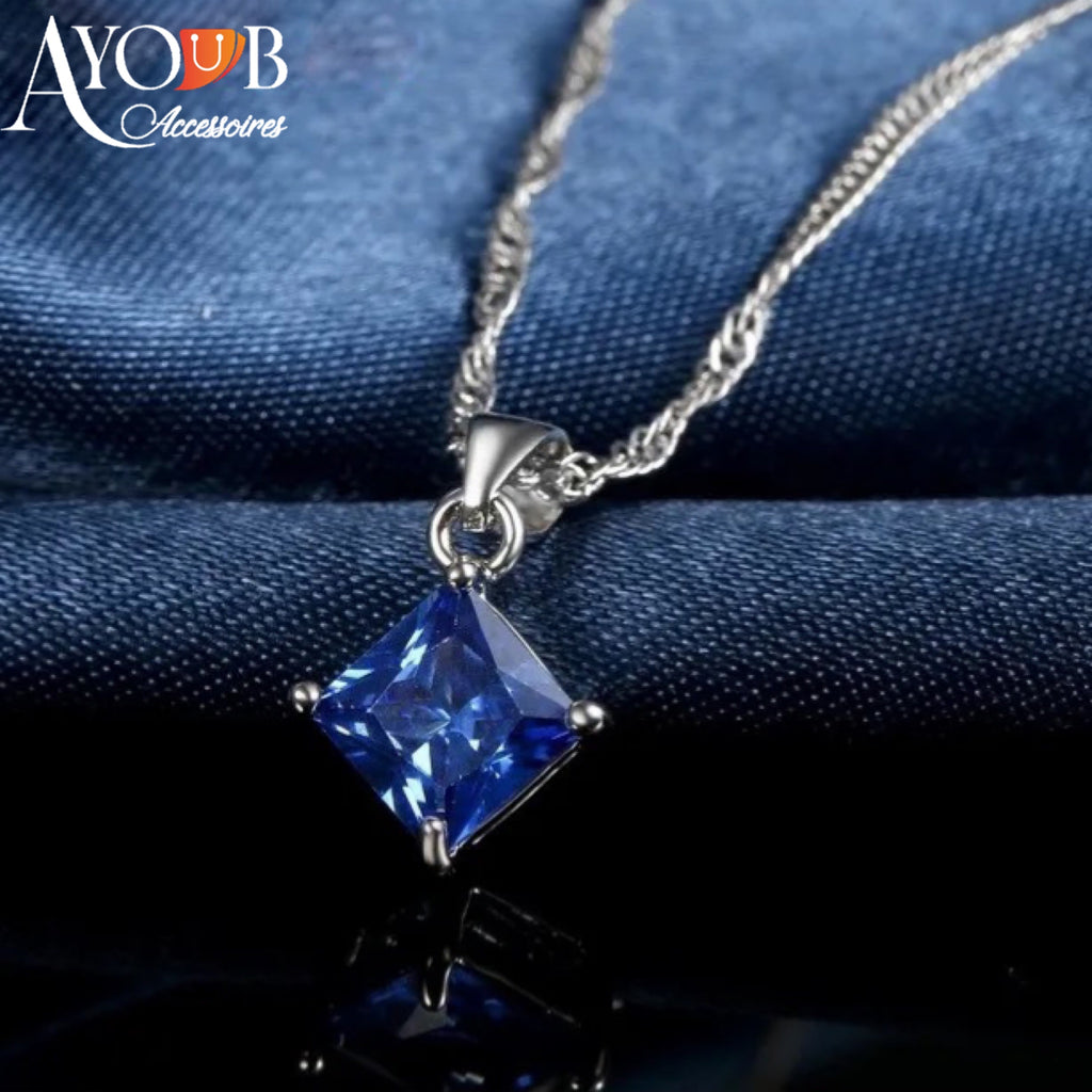 COLLIER AVEC BOUCLES