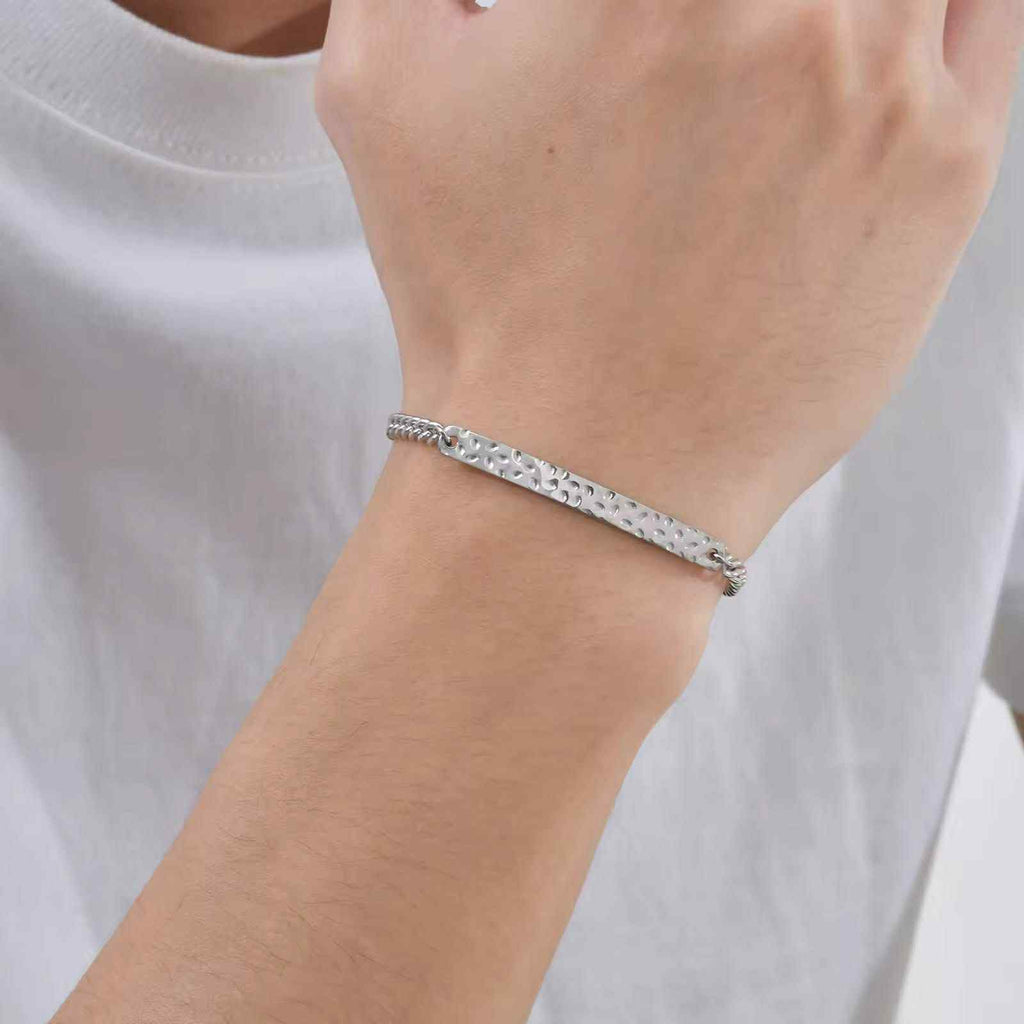 BRACELET À MOTIF IRRÉGULIER